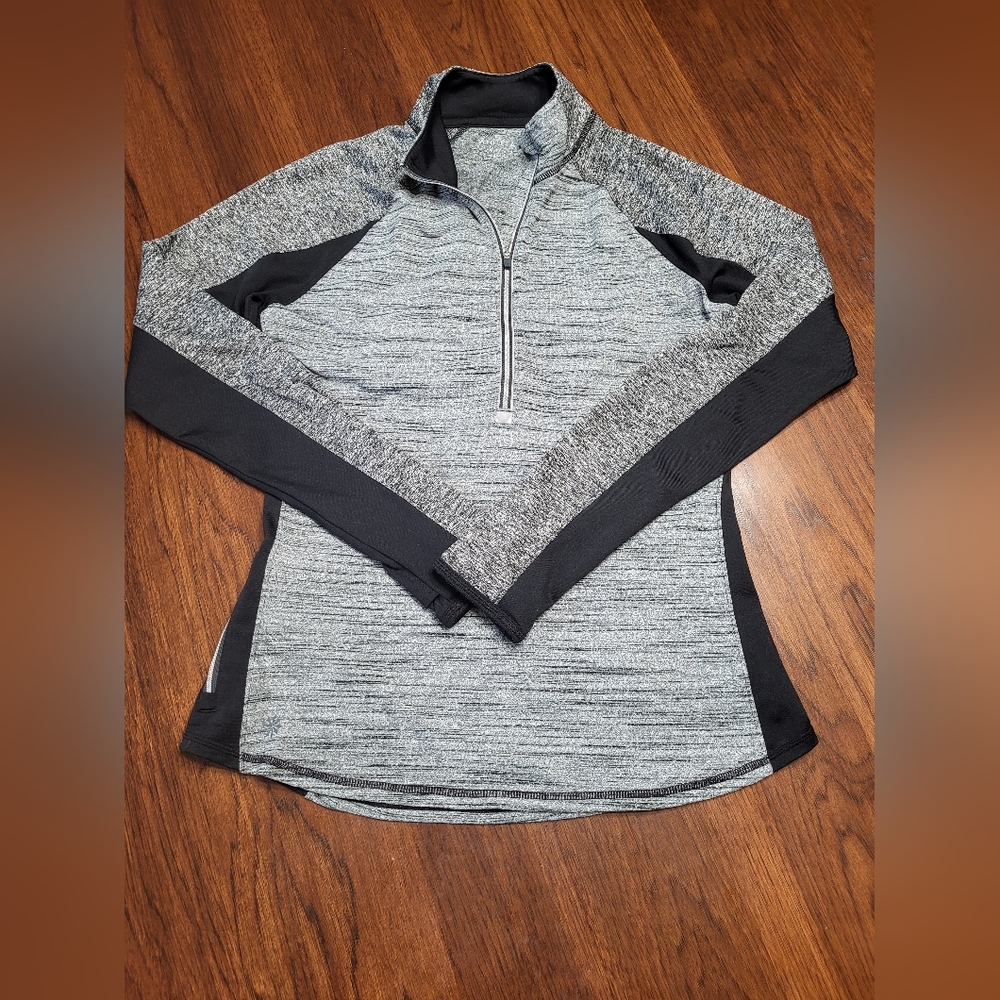 Athleta Women's Medium Running Wild Gray Black Half Zip Stretch Athletic Top EUC